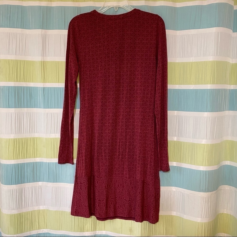 Athleta V Neck Long Sleeve Dress Burgundy Sz Small - Picture 6 of 9